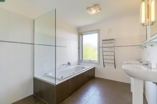 Four-Bedroom Holiday Home