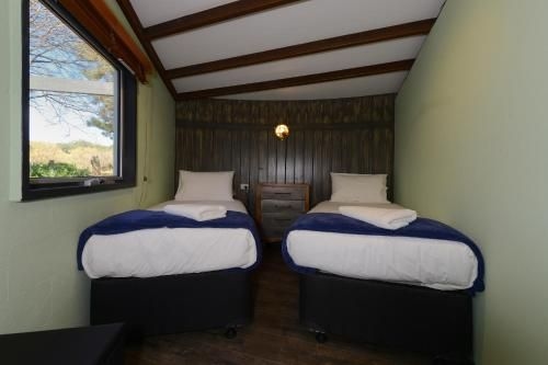 Taylors Bay Cottage4