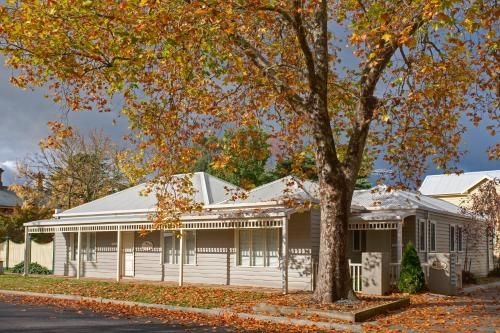 Mews Cottages0