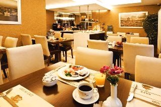 Emerald Hotel0