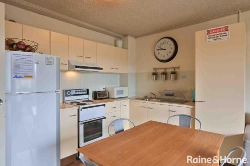 Kirwan Apartments 94