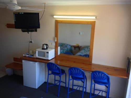 Standard Twin Room with Sea View
