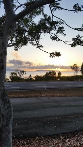 โอเชียน วิว โมเทล โบเวน (Ocean View Motel)1