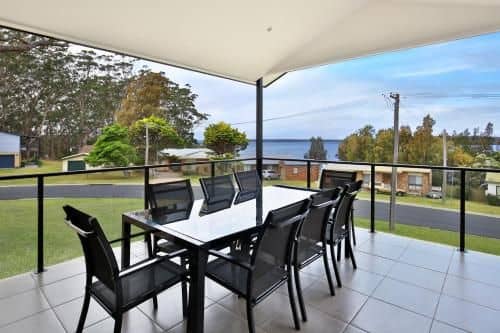 Panorama @ the Lake - Pet Friendly - 15 Mins to Hyams Beach Panorama @ the Lake - Pet Friendly - 15 Mins to Hyams Beach