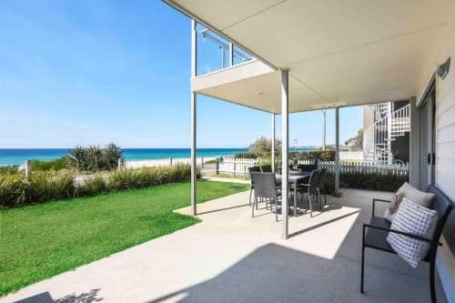 Deluxe Two-Bedroom Apartment With Balcony - Ocean View
