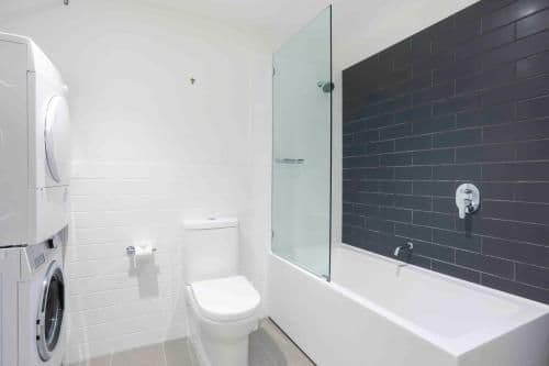 Deluxe Two Bedroom Apartment with Balcony - No View