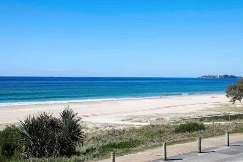 Deluxe Two-Bedroom Apartment With Balcony - Ocean View