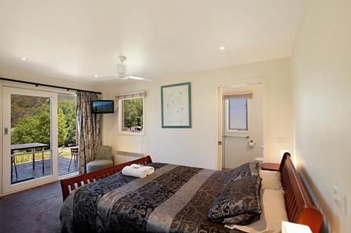 Jarrah Lodge2