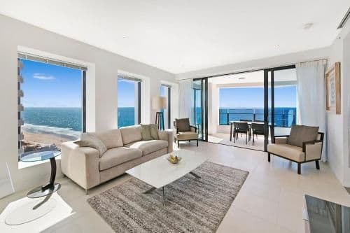 Three-Bedroom Apartment with Ocean View
