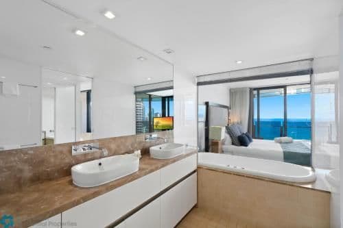 Three-Bedroom Apartment with Ocean View