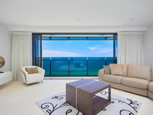 Four Bedroom Sub-Penthouse Apartment with Ocean View