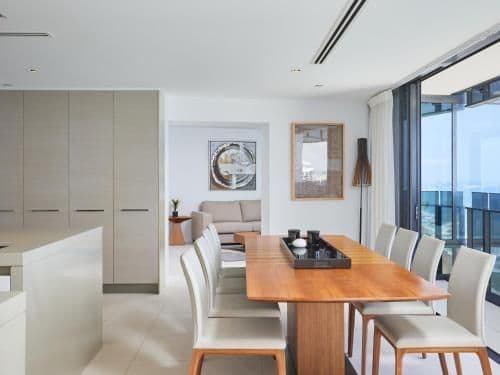 Four Bedroom Sub-Penthouse Apartment with Ocean View