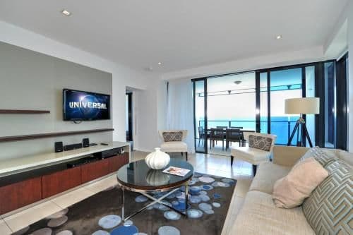 Three-Bedroom Apartment with Ocean View