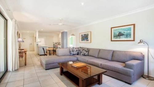70 Lawson Street@Clarkes Beach3