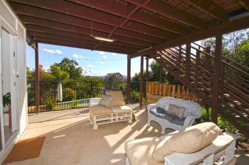 STUNNING HOME WITH SPECTACULAR VIEWS AND CLOSE TO THE BEACH (Stunning Home With Spectacular Views And Close To The Beach)4