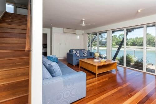 Four-Bedroom Apartment with View