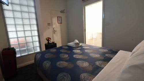 Queen Room with Private Bathroom