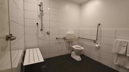 Queen Room - Disability Access
