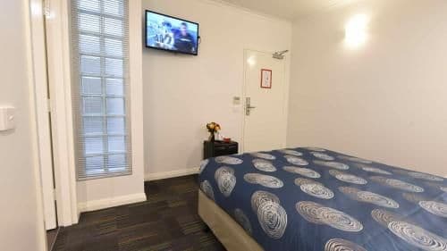 Queen Room - Disability Access