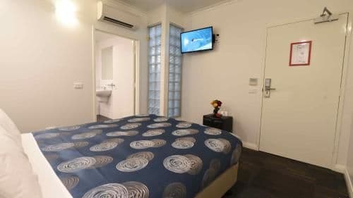 Queen Room - Disability Access
