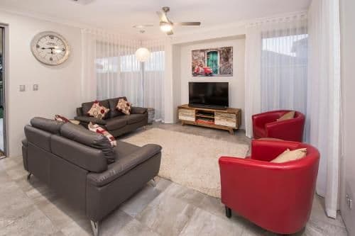 Four-Bedroom Holiday Home