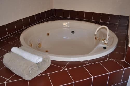 Two-Bedroom Apartment (4 Adults)