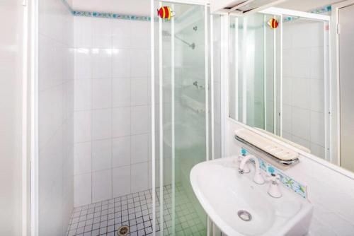 Kendall Beach Apartments 5 - Belongil Beach3