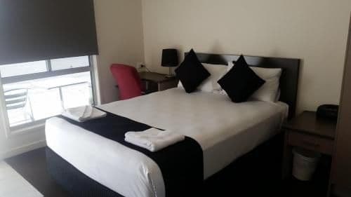 Deluxe Queen Room