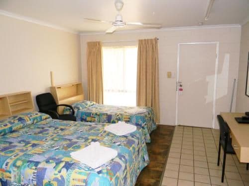 Standard Family Suite