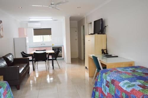 Deluxe Family Suite