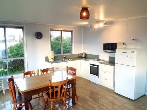 Ocean View Cottage2