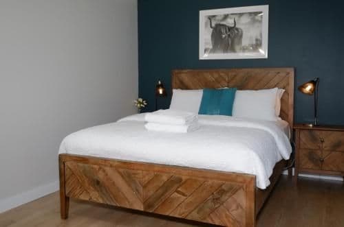 Premium Queen Suite