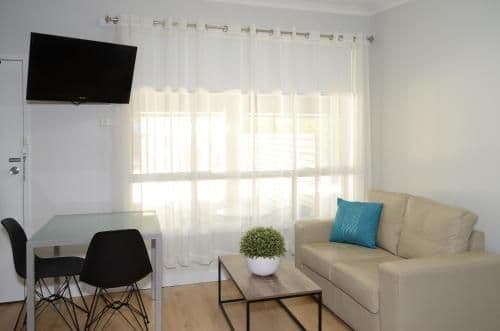 Premium Queen Suite