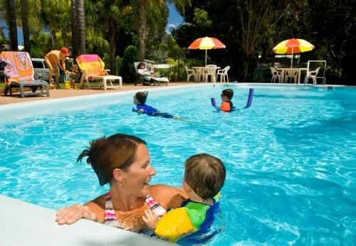 Acclaim Kingsway Tourist Park0