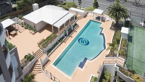 The Oasis Apartments3