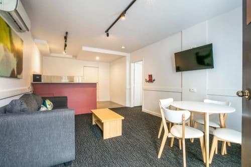 One-Bedroom Apartment with Free Welcome Drink For Two Guests
