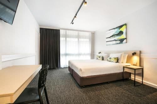 One-Bedroom Apartment with Free Welcome Drink For Two Guests