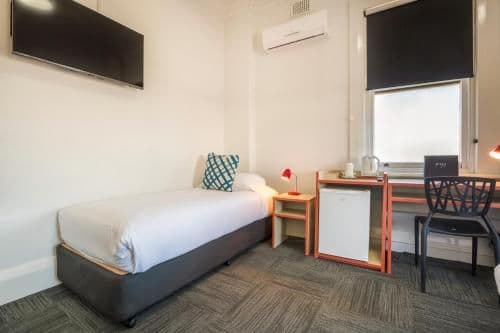 Economy King & Single with Shared Bathroom and Free Welcome Drink For Two Guests