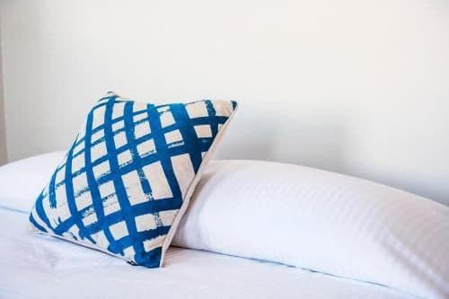 Economy King & Single with Shared Bathroom and Free Welcome Drink For Two Guests