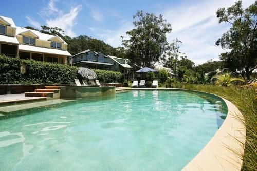 Blueys Retreat0