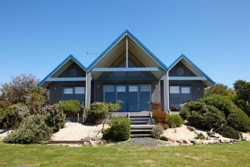 Bear Gully Coastal Cottages0