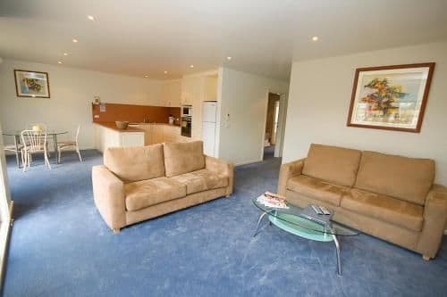 Superior One-Bedroom Apartment