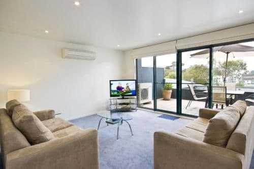 Superior One-Bedroom Apartment