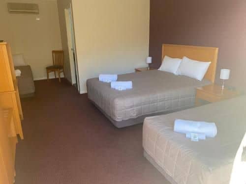 Horse & Jockey Hotel Motel Horse & Jockey Hotel Motel