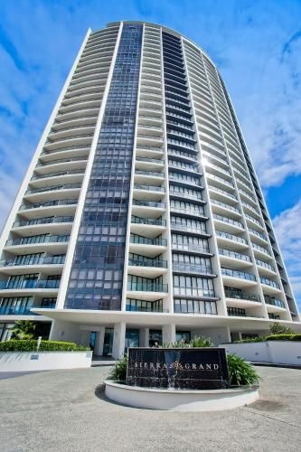 Sierra Grand Broadbeach - GCLR4