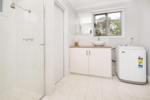 Bay View Retreat (Bay View Retreat - Stunning Ocean Views and 300 metres To Beach)4