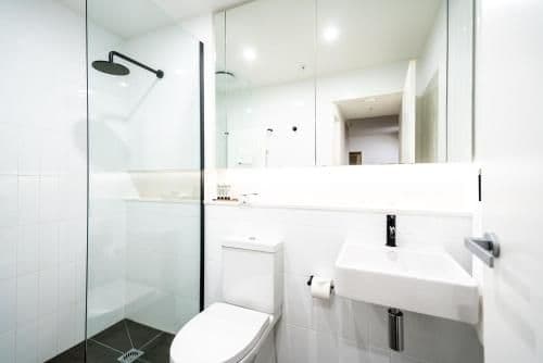 Two-Bedroom Executive Apartment with Balcony and City Views