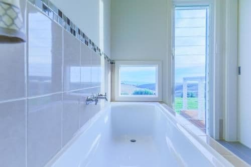 King Apartment with Sea View