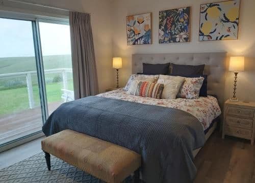 King Apartment with Sea View