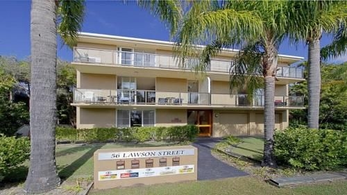 1/56 Lawson Street@Clarkes Beach4